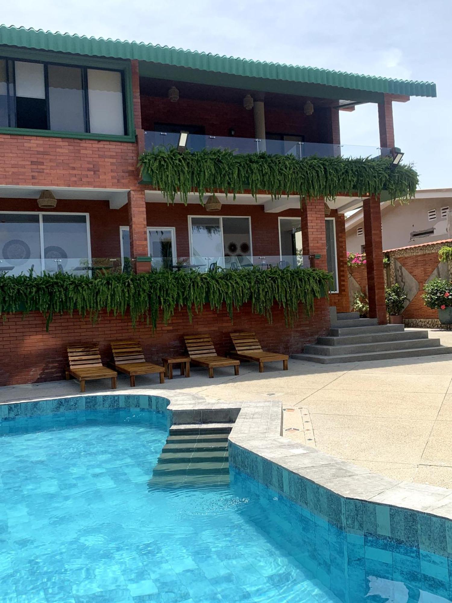 Hotel La Mar Playas Exterior photo