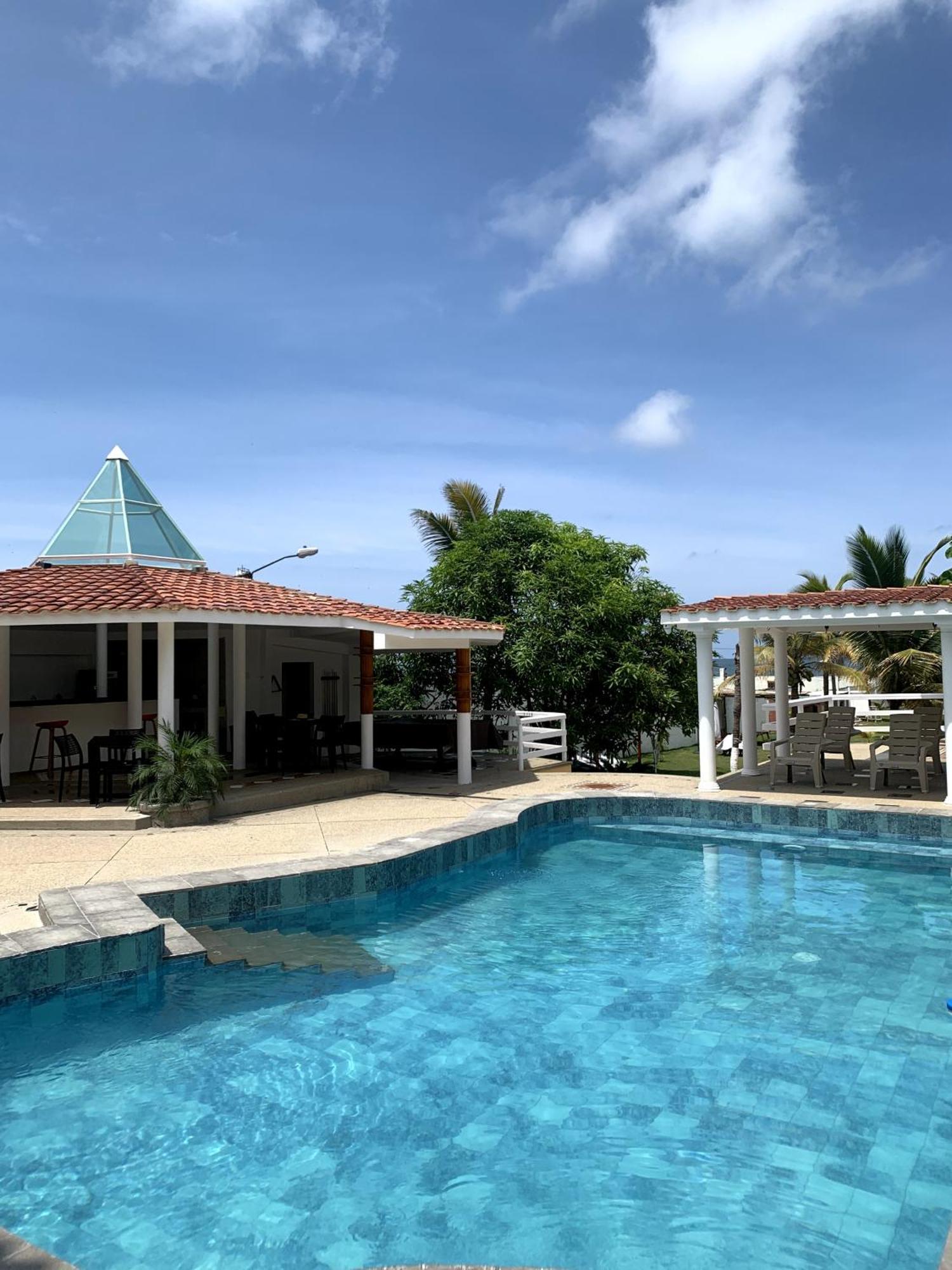 Hotel La Mar Playas Exterior photo