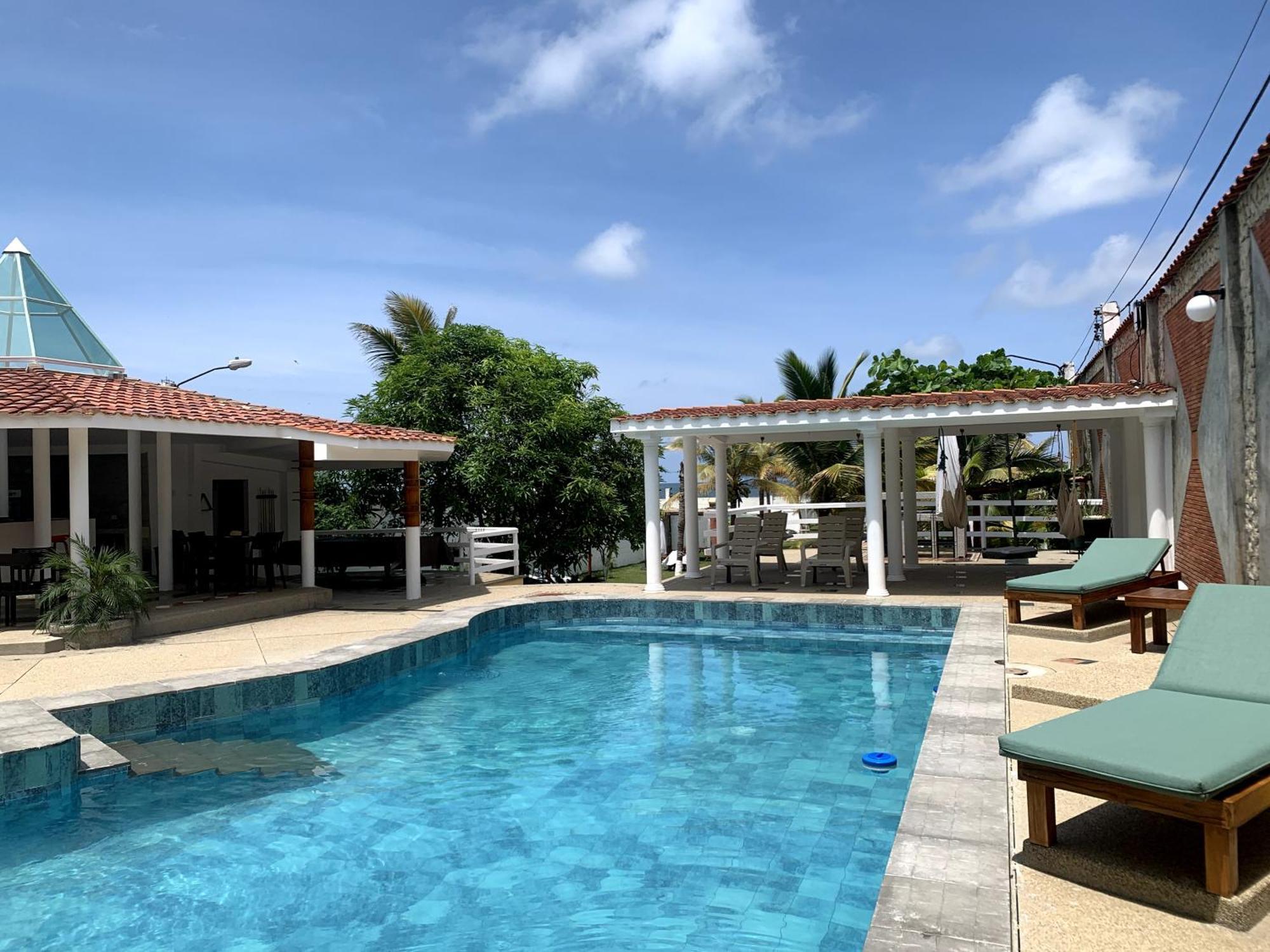 Hotel La Mar Playas Exterior photo